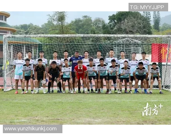 昔日足球健将发胖成焦点 运动员身体变化引发热议