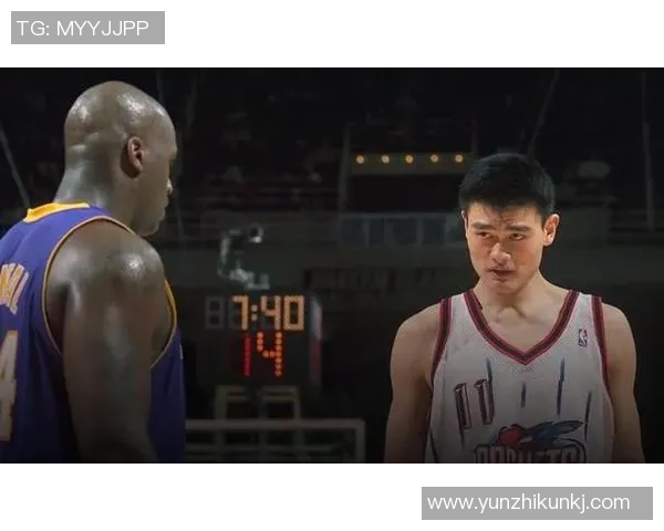 足球历史十大巨星排名揭晓 谁是最伟大的球员顶峰人物 足球历史十大巨星排名揭晓 谁是最伟大的球员顶峰人物